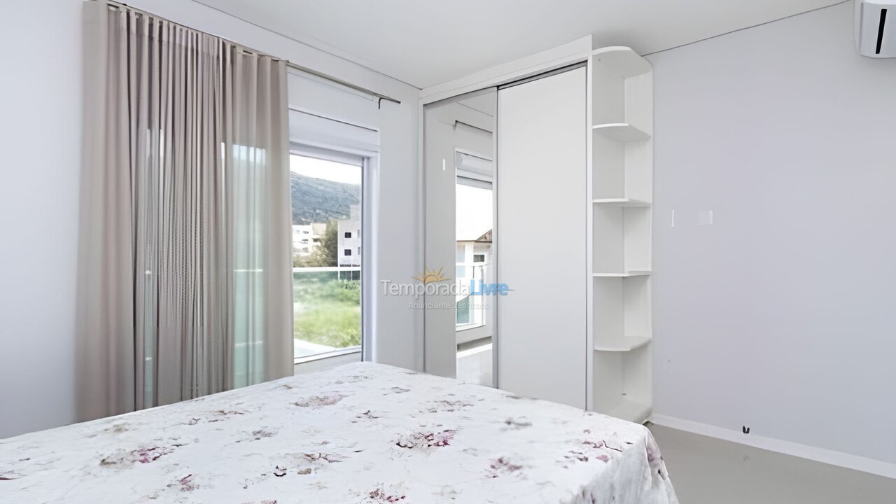 Apartment for vacation rental in Bombinhas (Mariscal)