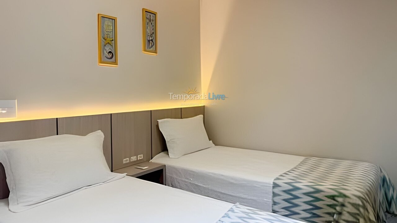 Apartamento para aluguel de temporada em Bombinhas (Canto Grande)