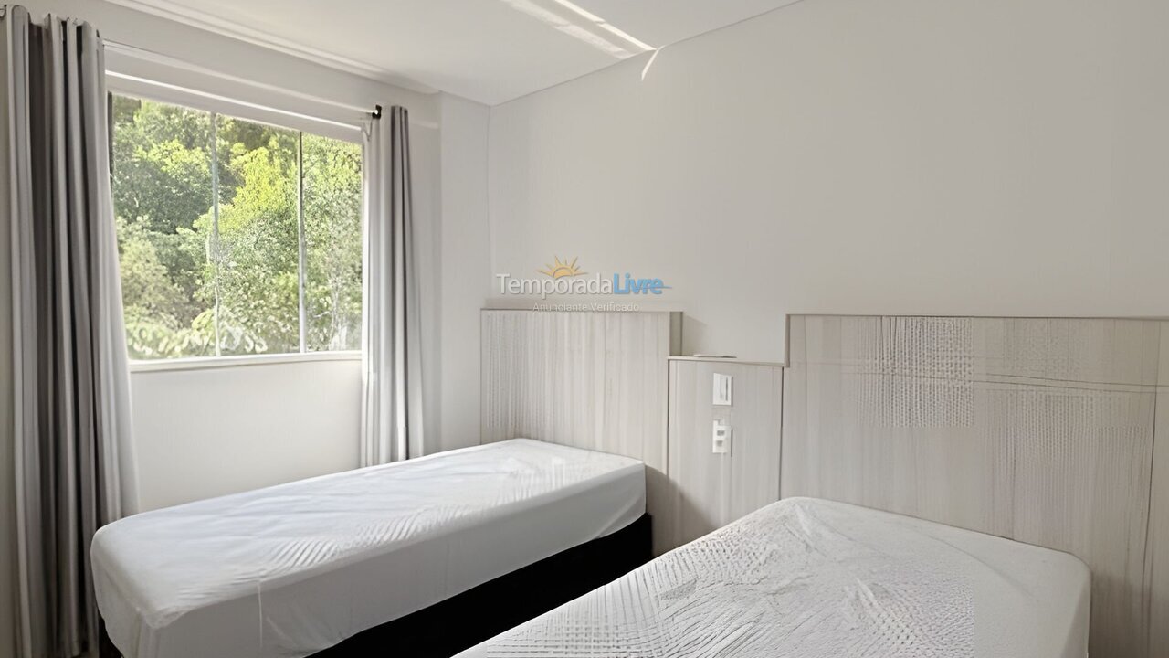Apartment for vacation rental in Bombinhas (Praia de Bombas)