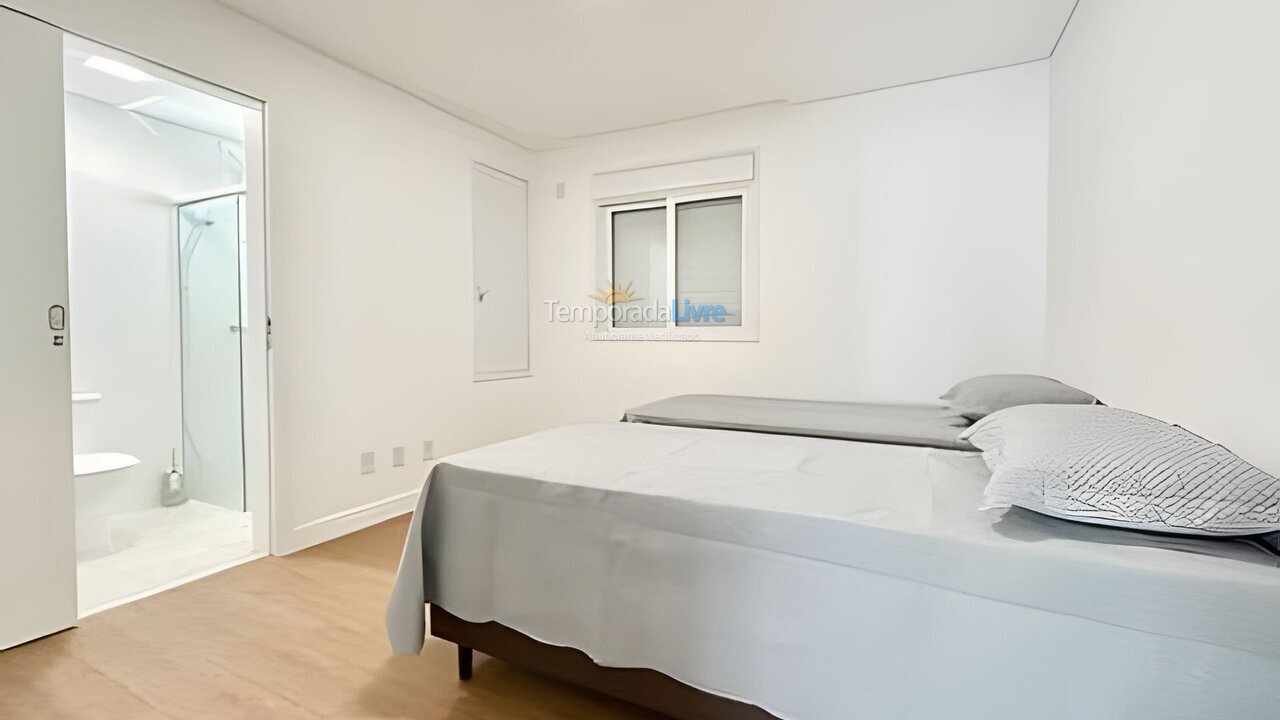 Apartment for vacation rental in Bombinhas (Praia de Bombas)