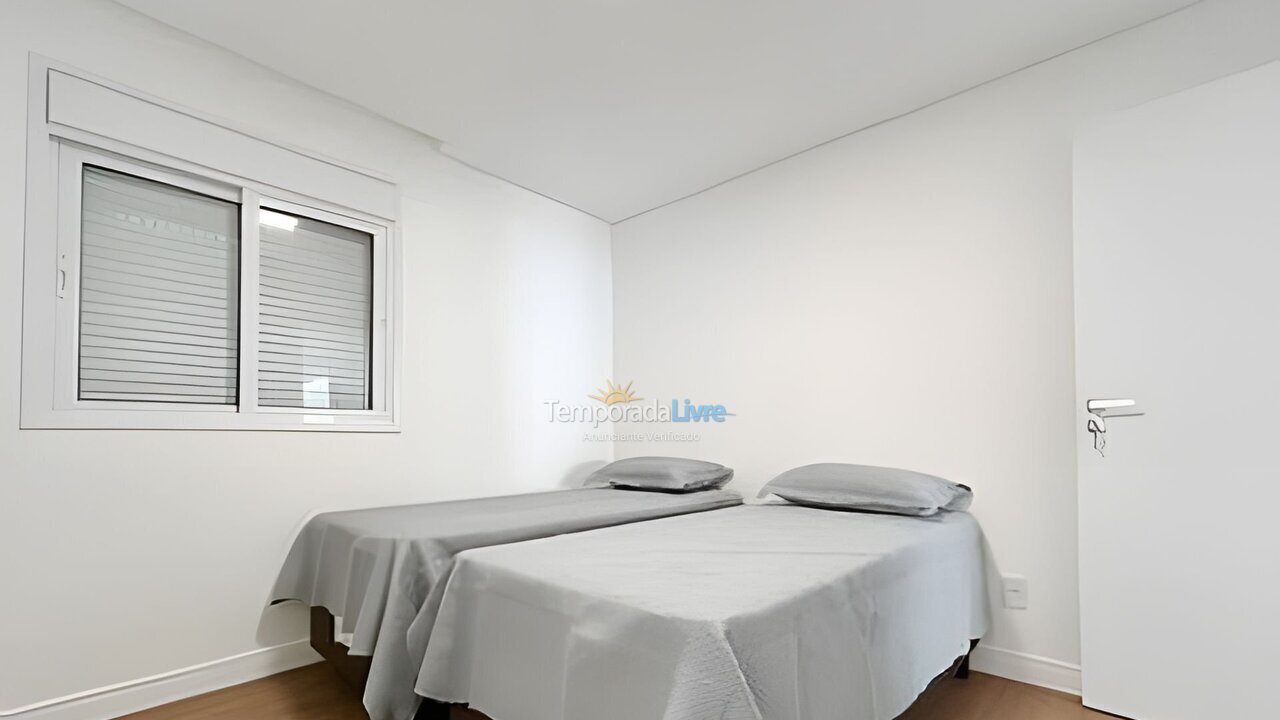 Apartment for vacation rental in Bombinhas (Praia de Bombas)