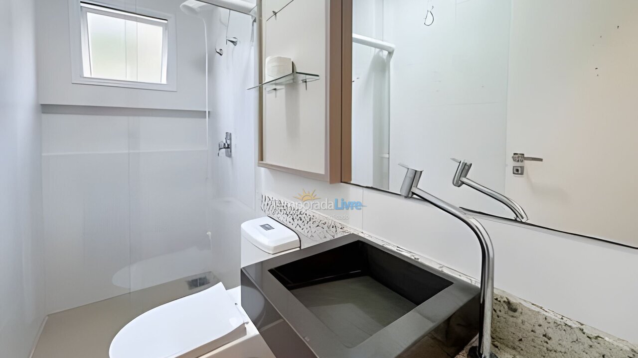 Apartamento para aluguel de temporada em Bombinhas (Canto Grande)
