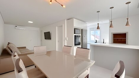 Diamante - 2 suites, 200m from Bombas Beach