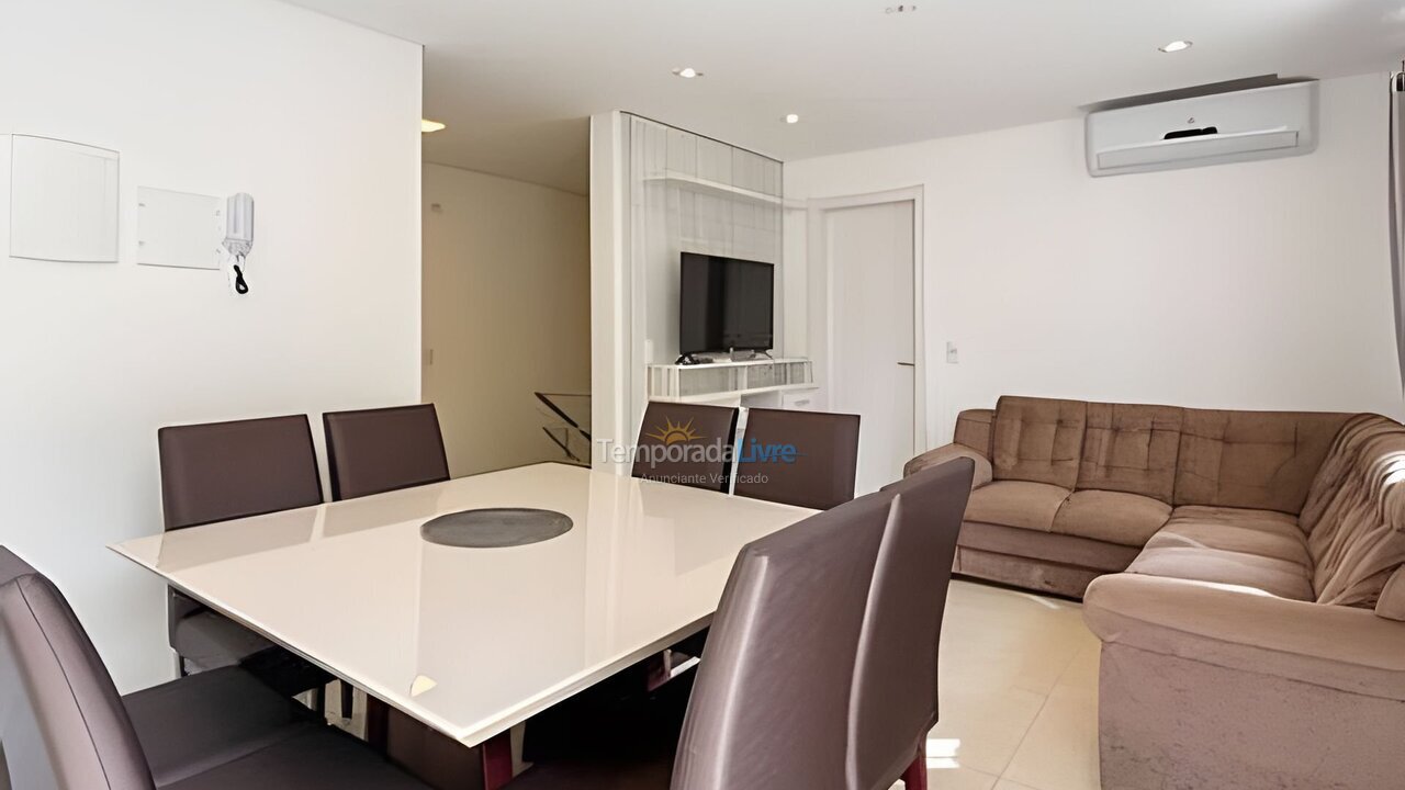 Apartment for vacation rental in Bombinhas (Praia de Bombas)