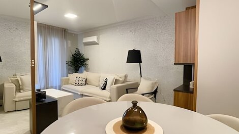 Eunice Costa - Charming, with a pool 120m from the sea.