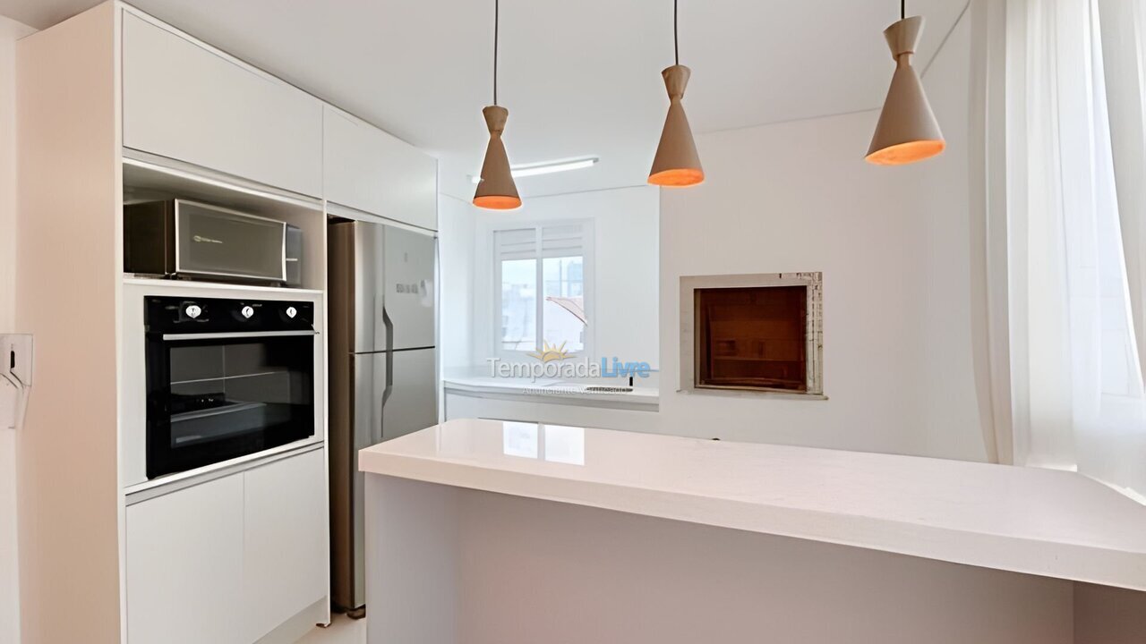 Apartment for vacation rental in Bombinhas (Praia de Bombas)
