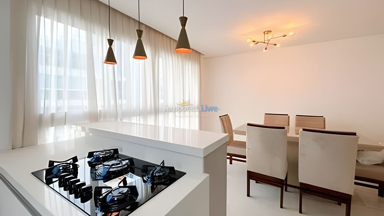 Apartment for vacation rental in Bombinhas (Praia de Bombas)