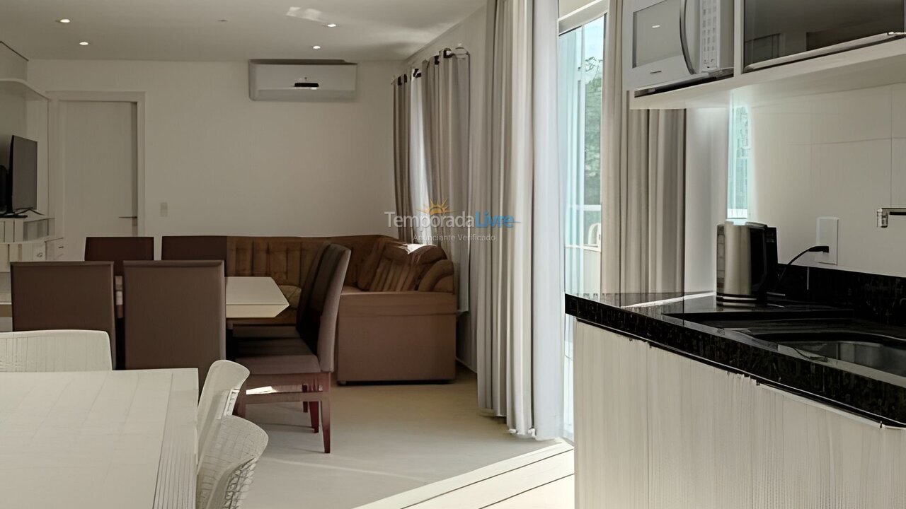 Apartment for vacation rental in Bombinhas (Praia de Bombas)
