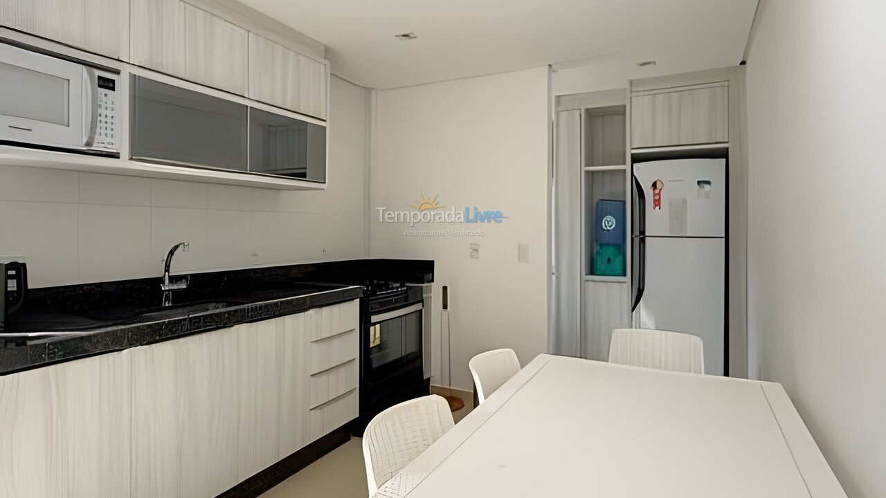 Apartment for vacation rental in Bombinhas (Praia de Bombas)