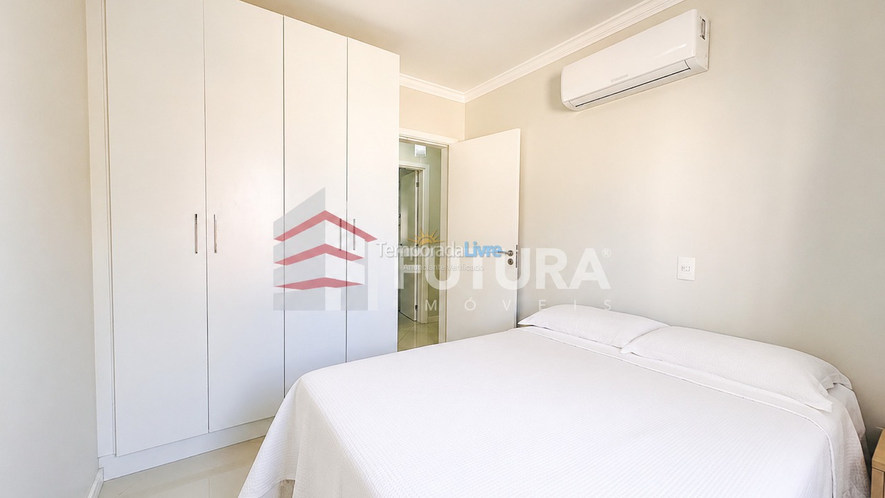 Apartment for vacation rental in Bombinhas (Praia de Bombas)