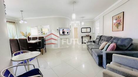 Apartment on Bombas Beach for 10 people, 3 bedrooms.