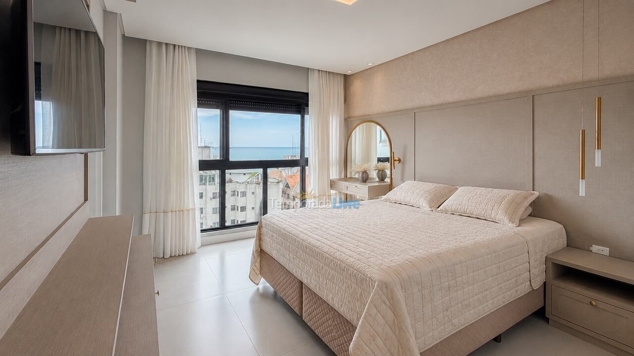 Apartment for vacation rental in Bombinhas (Praia de Bombas)