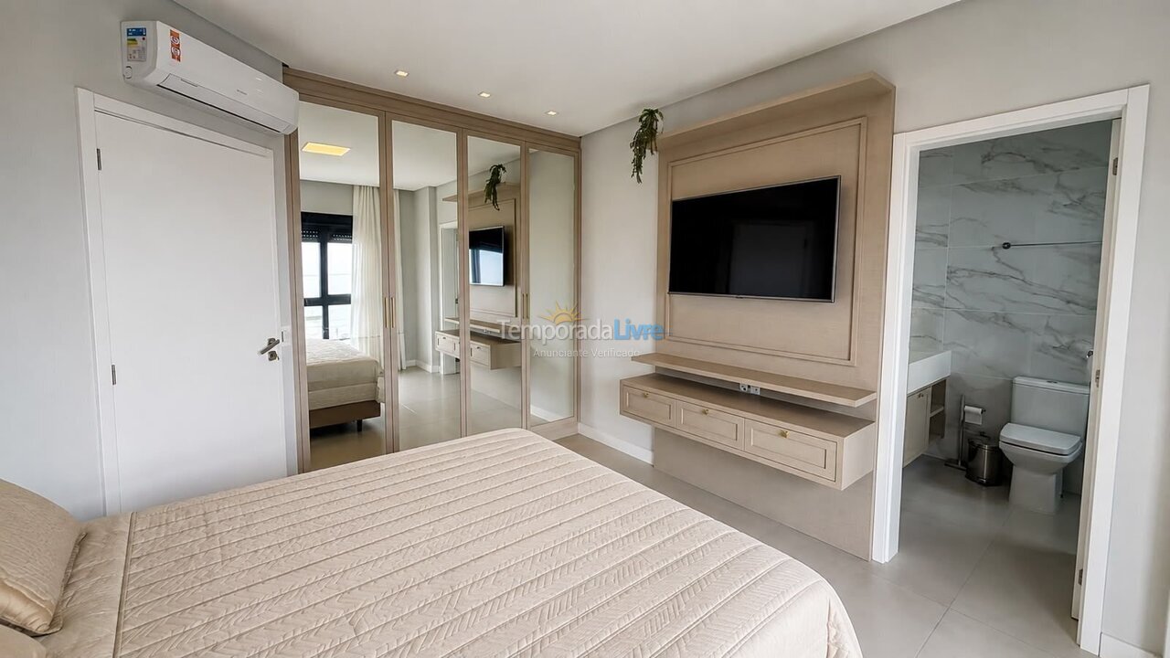 Apartment for vacation rental in Bombinhas (Praia de Bombas)