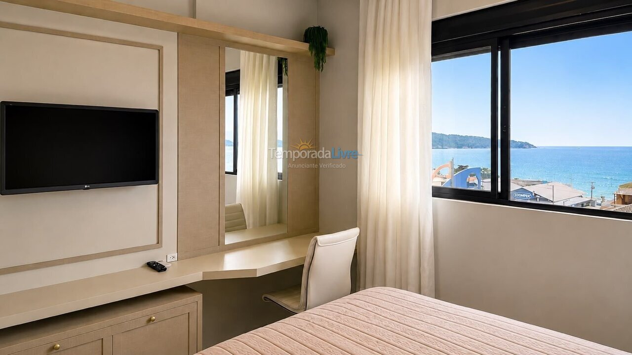 Apartment for vacation rental in Bombinhas (Praia de Bombas)