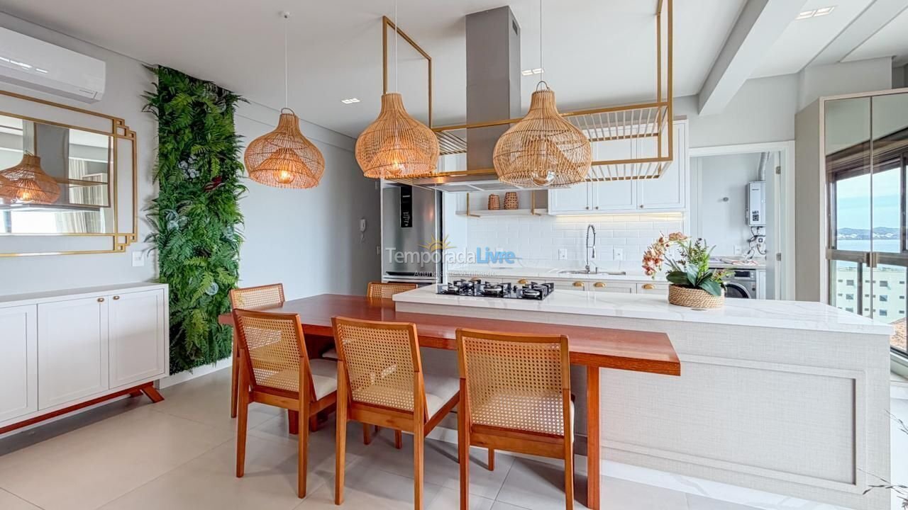 Apartment for vacation rental in Bombinhas (Praia de Bombas)