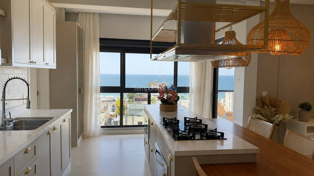 Apartment for vacation rental in Bombinhas (Praia de Bombas)