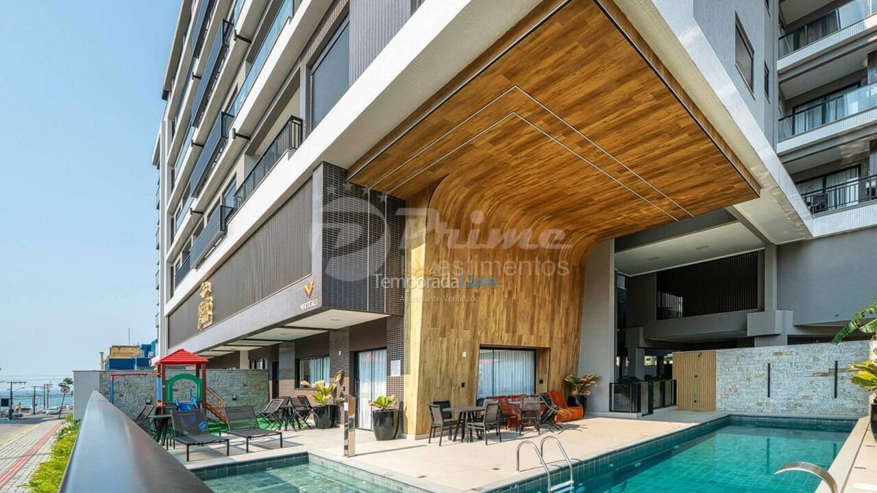 Casa para aluguel de temporada em Bombinhas (Praia de Bombas)