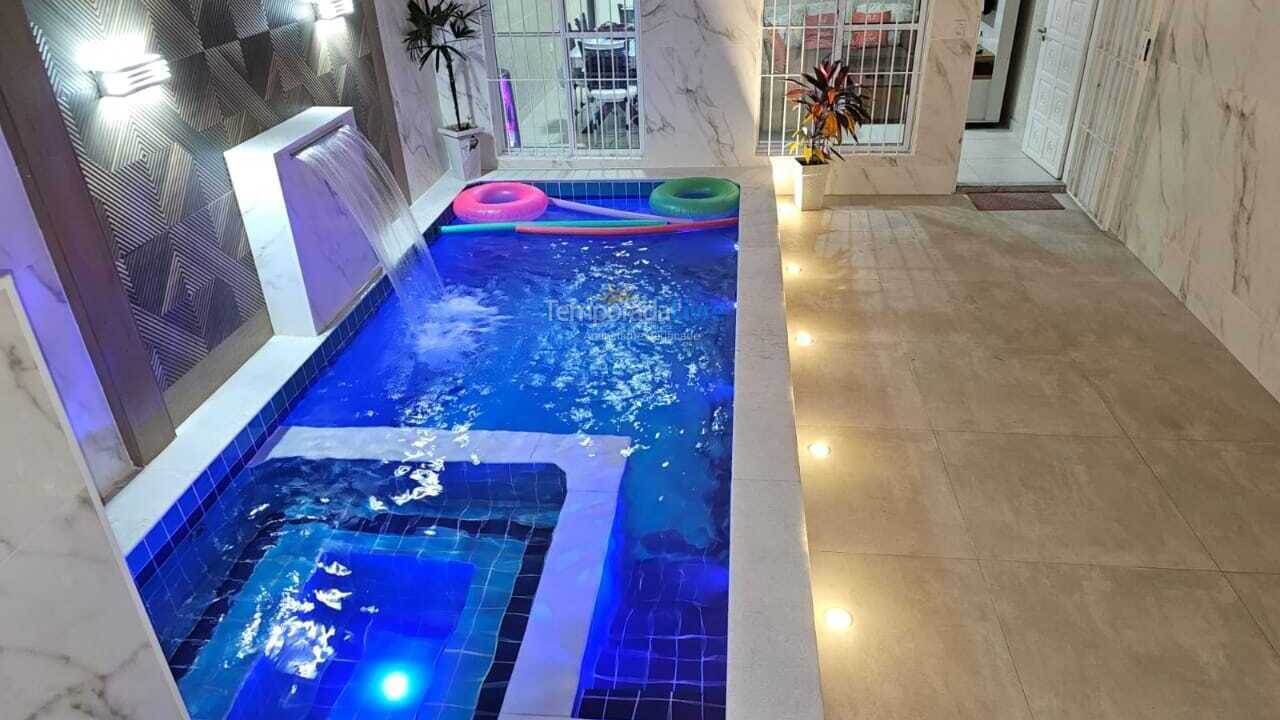 Casa para aluguel de temporada em Praia Grande (Praia do Caiçara)