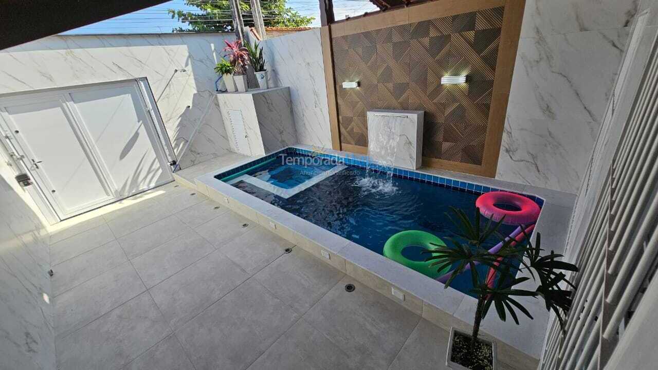 Casa para aluguel de temporada em Praia Grande (Praia do Caiçara)