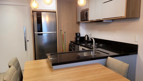 Apartamento NOVO! 400 metros do mar!