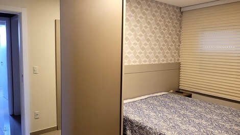 Apartamento NOVO! 400 metros do mar!