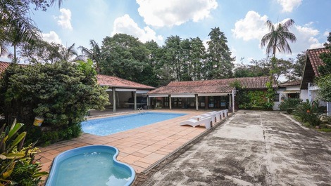 Chalets/Suite Apartments or Lodgings