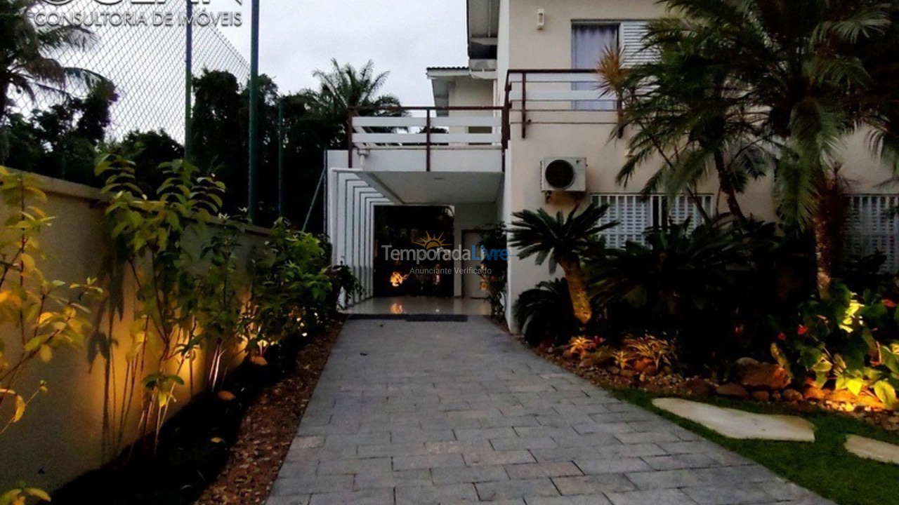 Casa para alquiler de vacaciones em Bertioga (Riviera de São Lourenço)