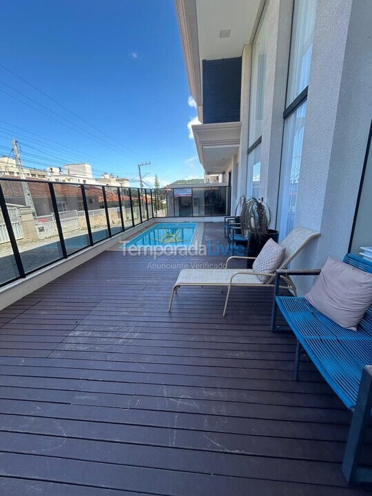 Apartamento para alquiler de vacaciones em Bombinhas (Praia de Bombas)