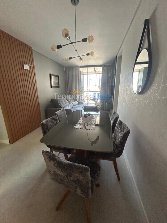 Apartamento para alquiler de vacaciones em Bombinhas (Praia de Bombas)