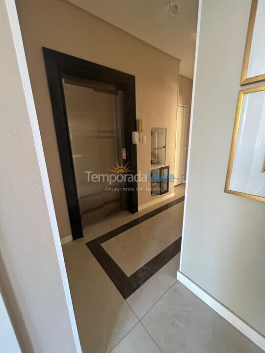 Apartamento para alquiler de vacaciones em Bombinhas (Praia de Bombas)
