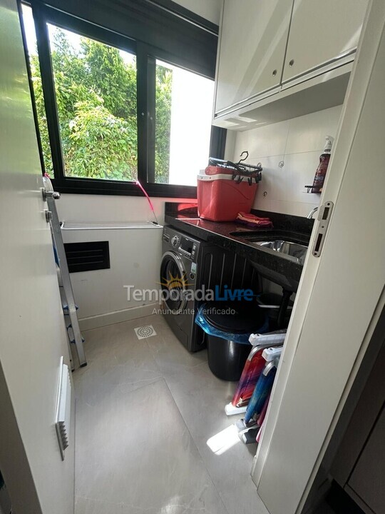 Apartamento para alquiler de vacaciones em Bombinhas (Praia de Bombas)