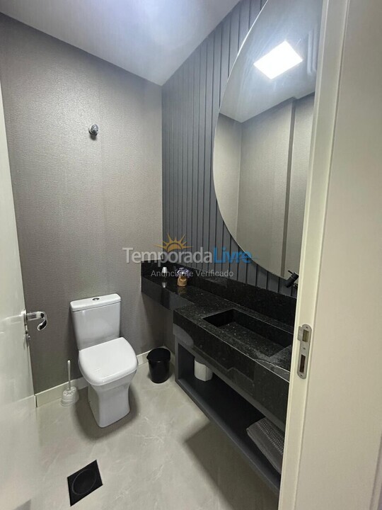Apartamento para alquiler de vacaciones em Bombinhas (Praia de Bombas)