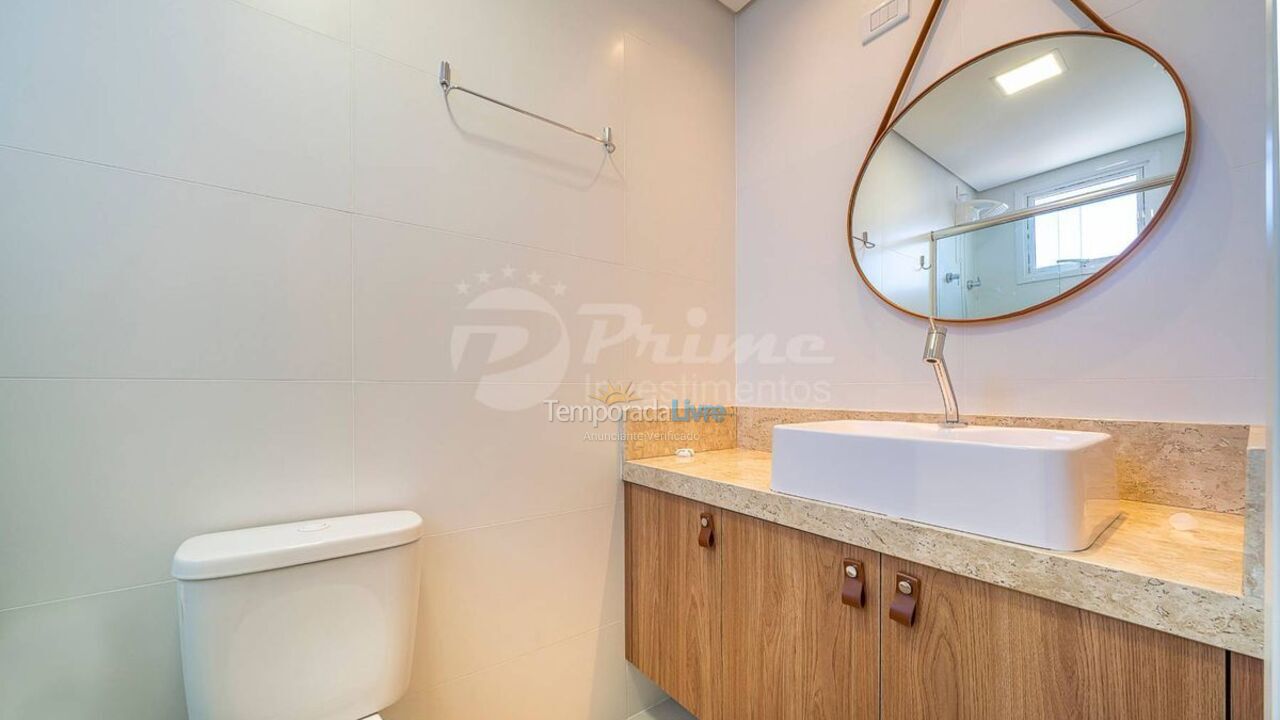 Apartment for vacation rental in Bombinhas (Praia de Bombas)