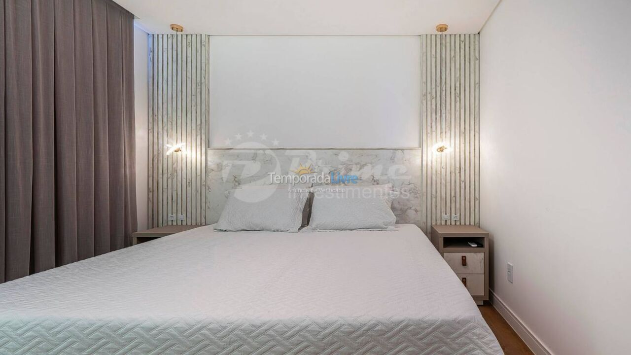 Apartment for vacation rental in Bombinhas (Praia de Bombas)