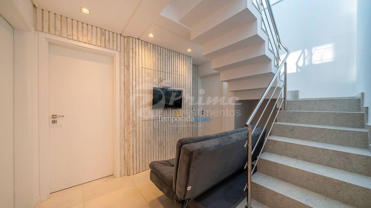 Apartment for vacation rental in Bombinhas (Praia de Bombas)