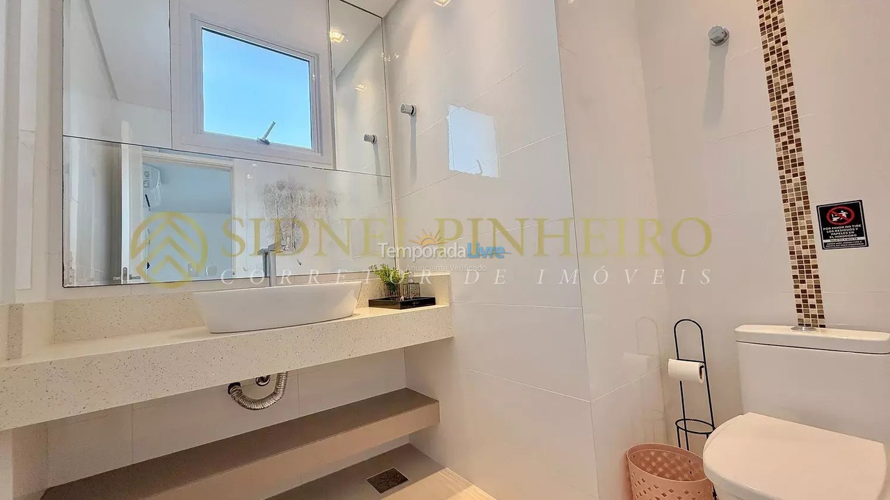 Apartment for vacation rental in Bombinhas (Mariscal)