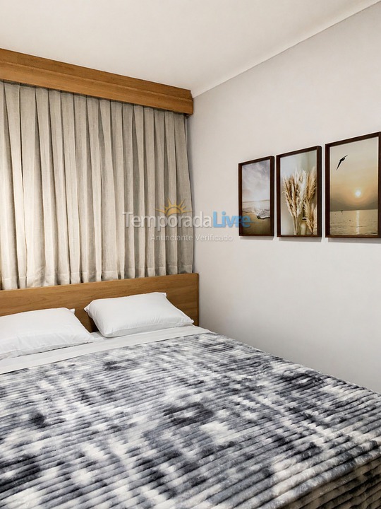 Apartment for vacation rental in Sombrio (São José)