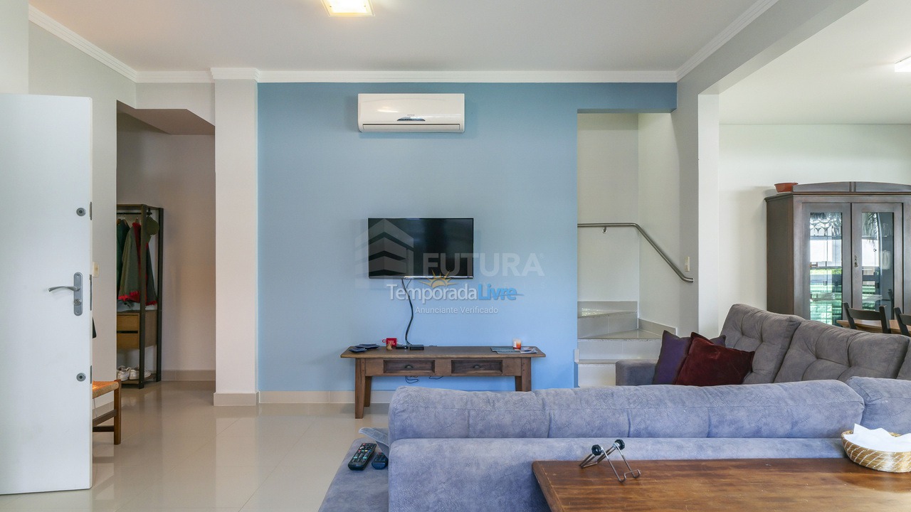 Apartamento para alquiler de vacaciones em Bombinhas (Praia de Quatro Ilhas)