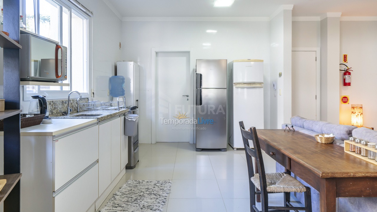 Apartamento para alquiler de vacaciones em Bombinhas (Praia de Quatro Ilhas)
