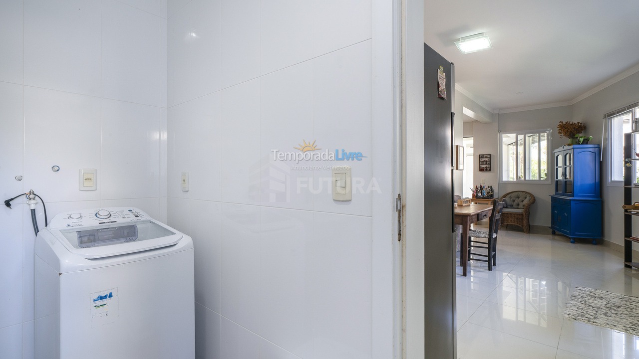 Apartamento para alquiler de vacaciones em Bombinhas (Praia de Quatro Ilhas)