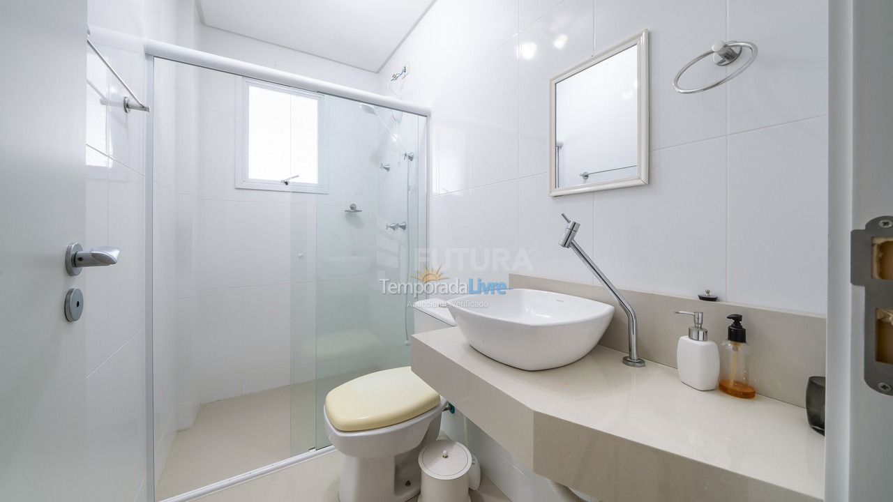 Apartamento para alquiler de vacaciones em Bombinhas (Praia de Quatro Ilhas)