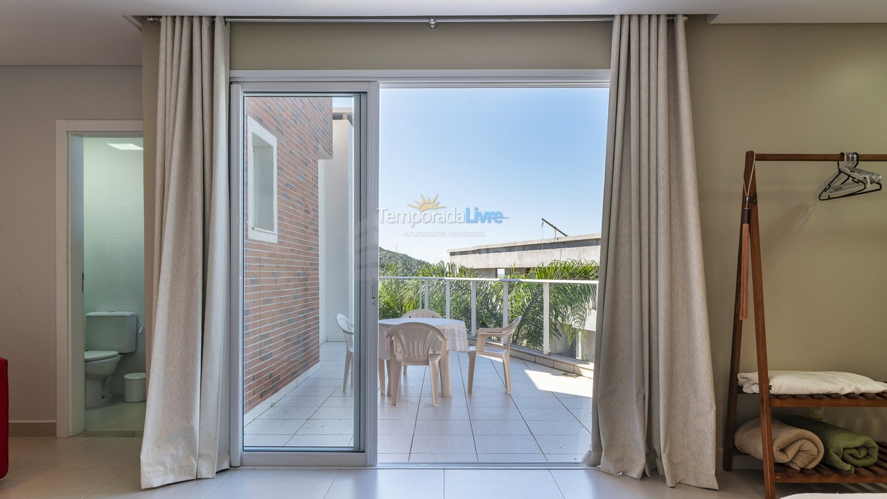 Apartamento para alquiler de vacaciones em Bombinhas (Praia de Quatro Ilhas)
