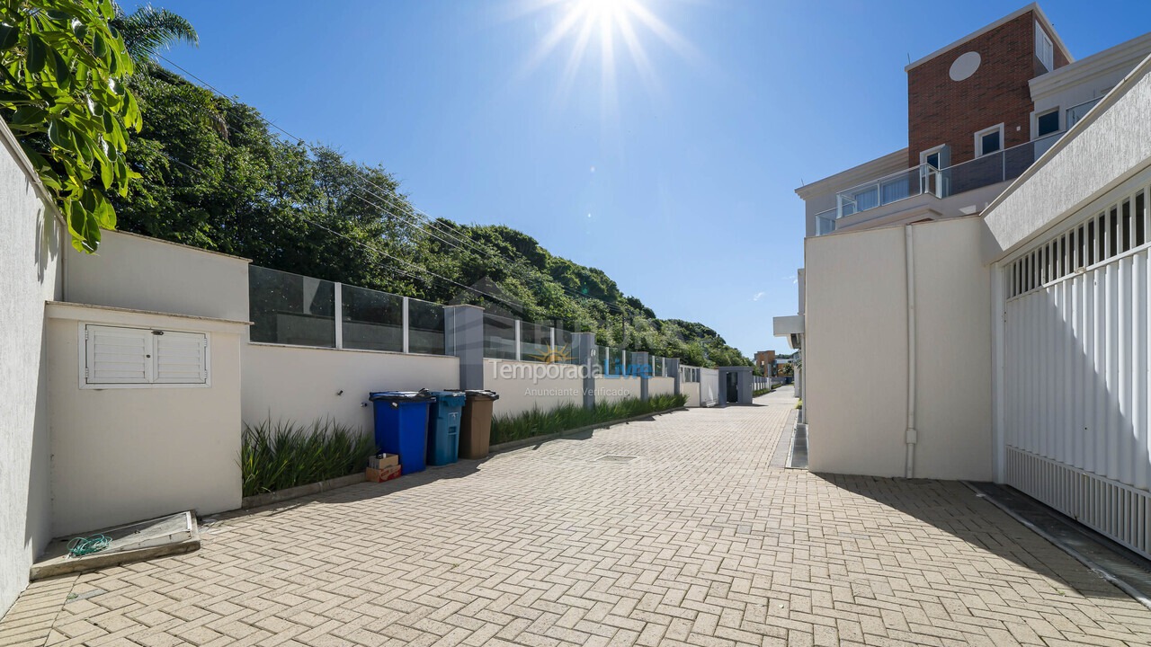 Apartamento para alquiler de vacaciones em Bombinhas (Praia de Quatro Ilhas)
