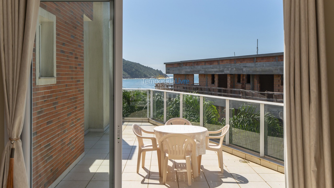 Apartamento para alquiler de vacaciones em Bombinhas (Praia de Quatro Ilhas)