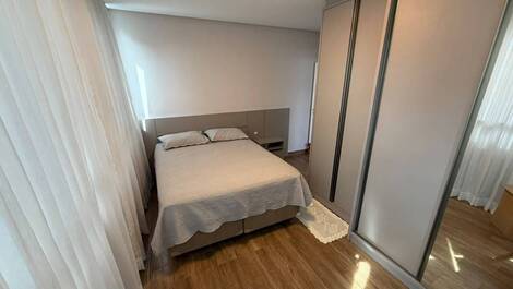🌅 Cobertura Duplex a 40 Metros da Praia com Spa e Vista para o Mar