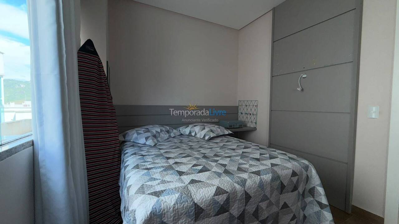 Apartamento para aluguel de temporada em Bombinhas (Canto Grande)