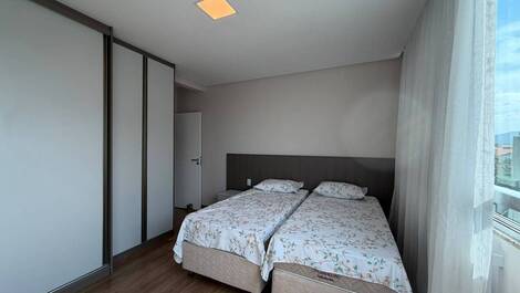 🌅 Cobertura Duplex a 40 Metros da Praia com Spa e Vista para o Mar