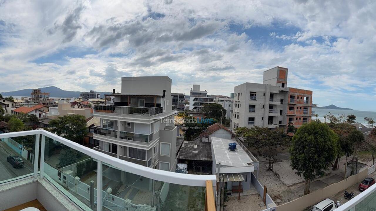 Apartamento para aluguel de temporada em Bombinhas (Canto Grande)