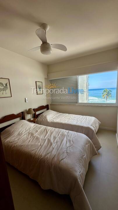 Apartamento para aluguel de temporada em Guarujá (Vila Alzira)
