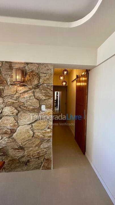 Apartamento para aluguel de temporada em Guarujá (Vila Alzira)